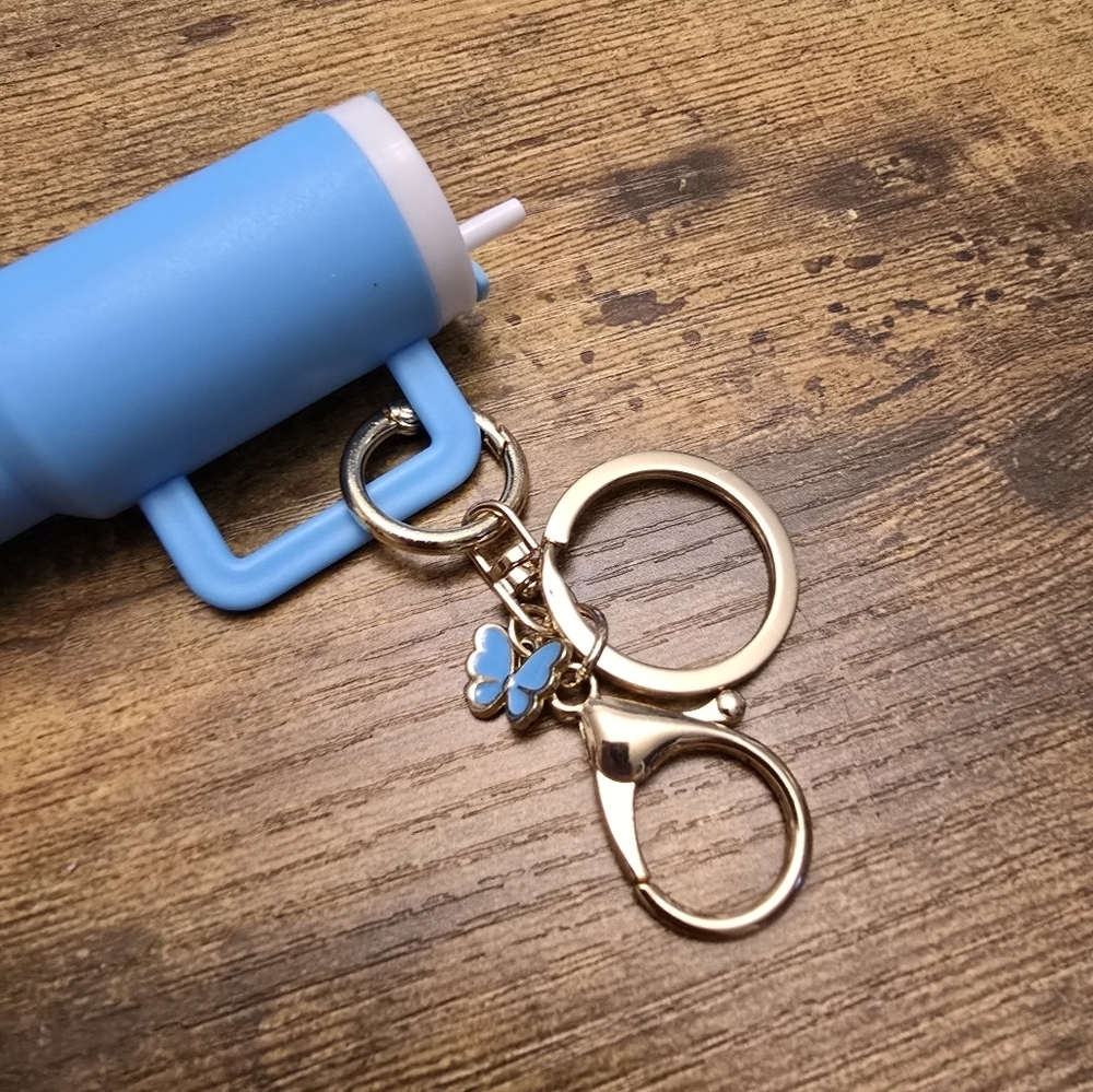 New blue tumbler chapstick keychain - Picture 2 of 6